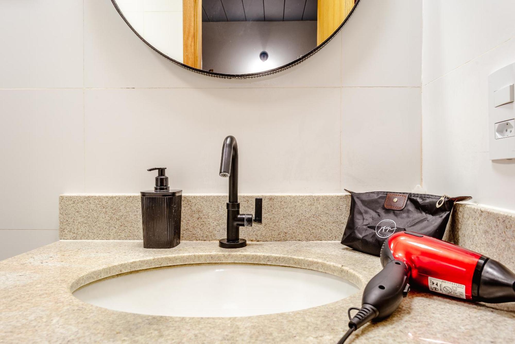 Jqy Flats - 950m Da - Garagem Subterranea - Estacao De Carregamento Veiculos Eletricos Apartment